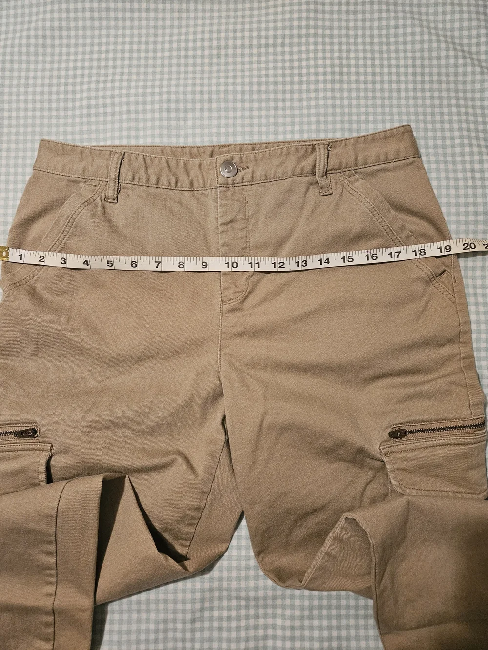 INC International Concepts Men's Cargo Pants in Beige-Tan